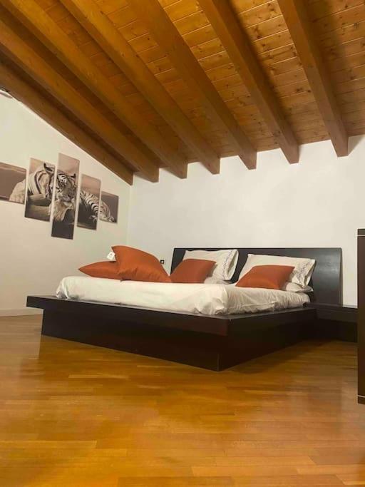 La Meridiana Lonato del Garda Exterior foto